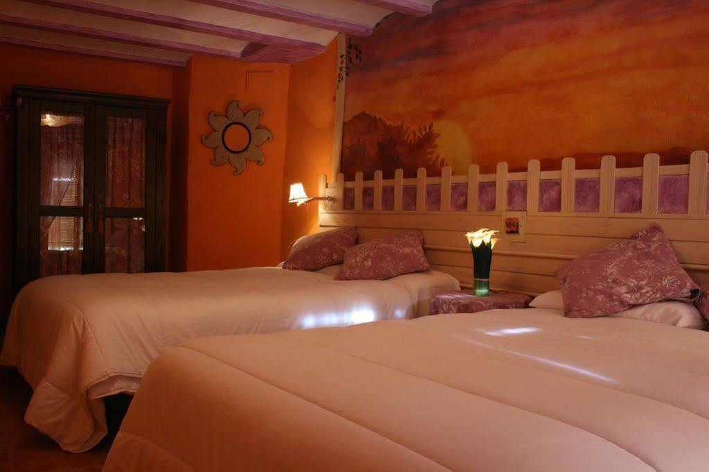 Casa el Pelaire Guest House Perarrua Bagian luar foto